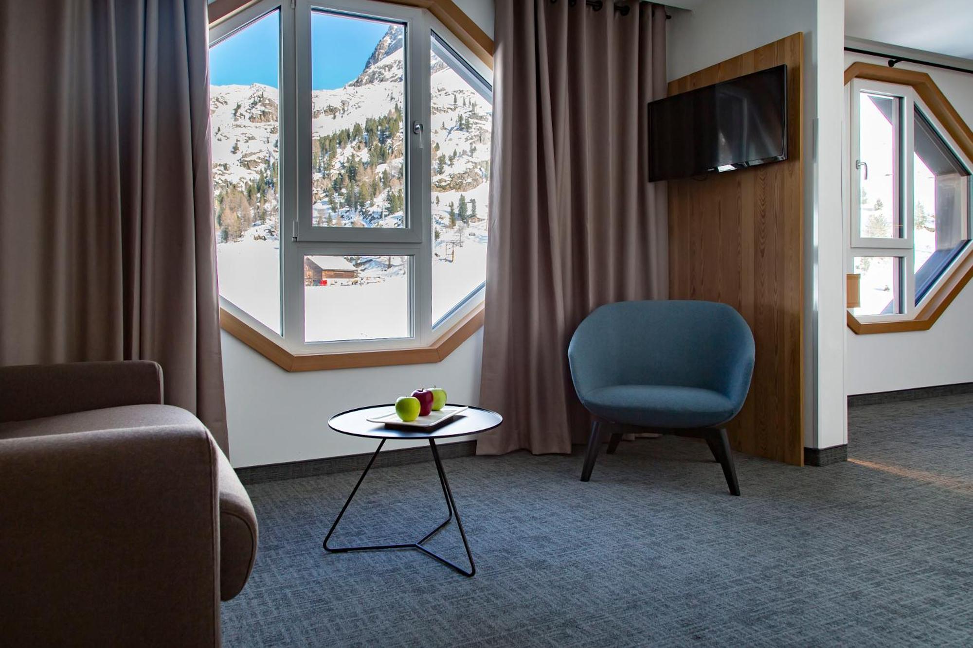 Blu Hotel Senales Zirm-Cristal ماسو كورتو الغرفة الصورة